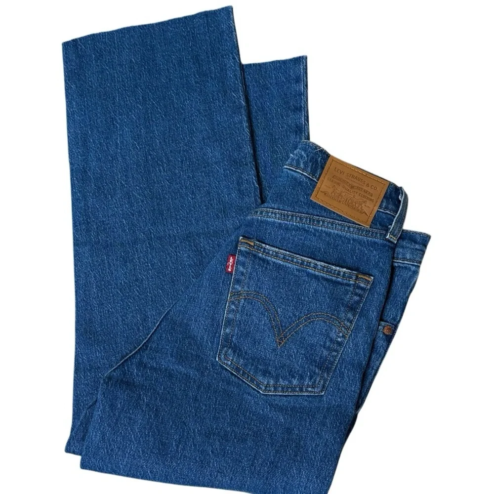 Levi's Ribcage Straight Fit Ankle Jeans Women's 25 Blue High-Rise‎ Raw-Hem Denim